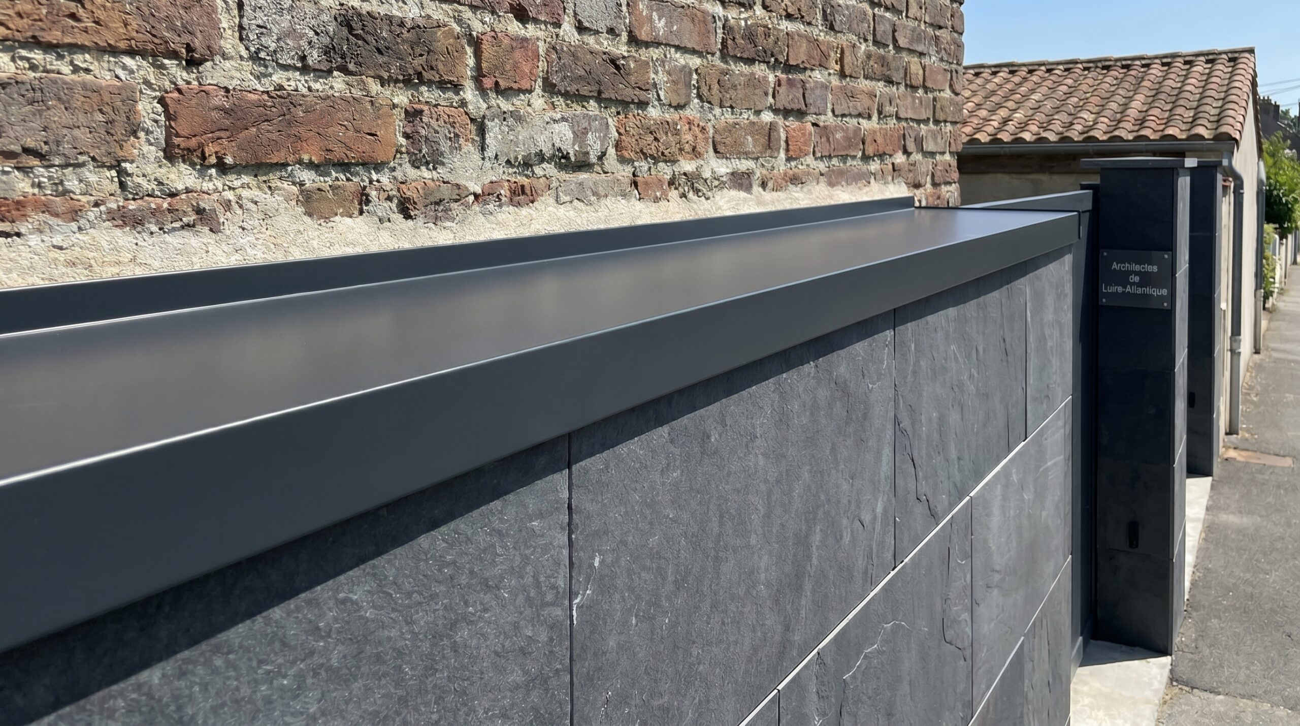 fixer couvertine aluminium sans vis apparente pose pro