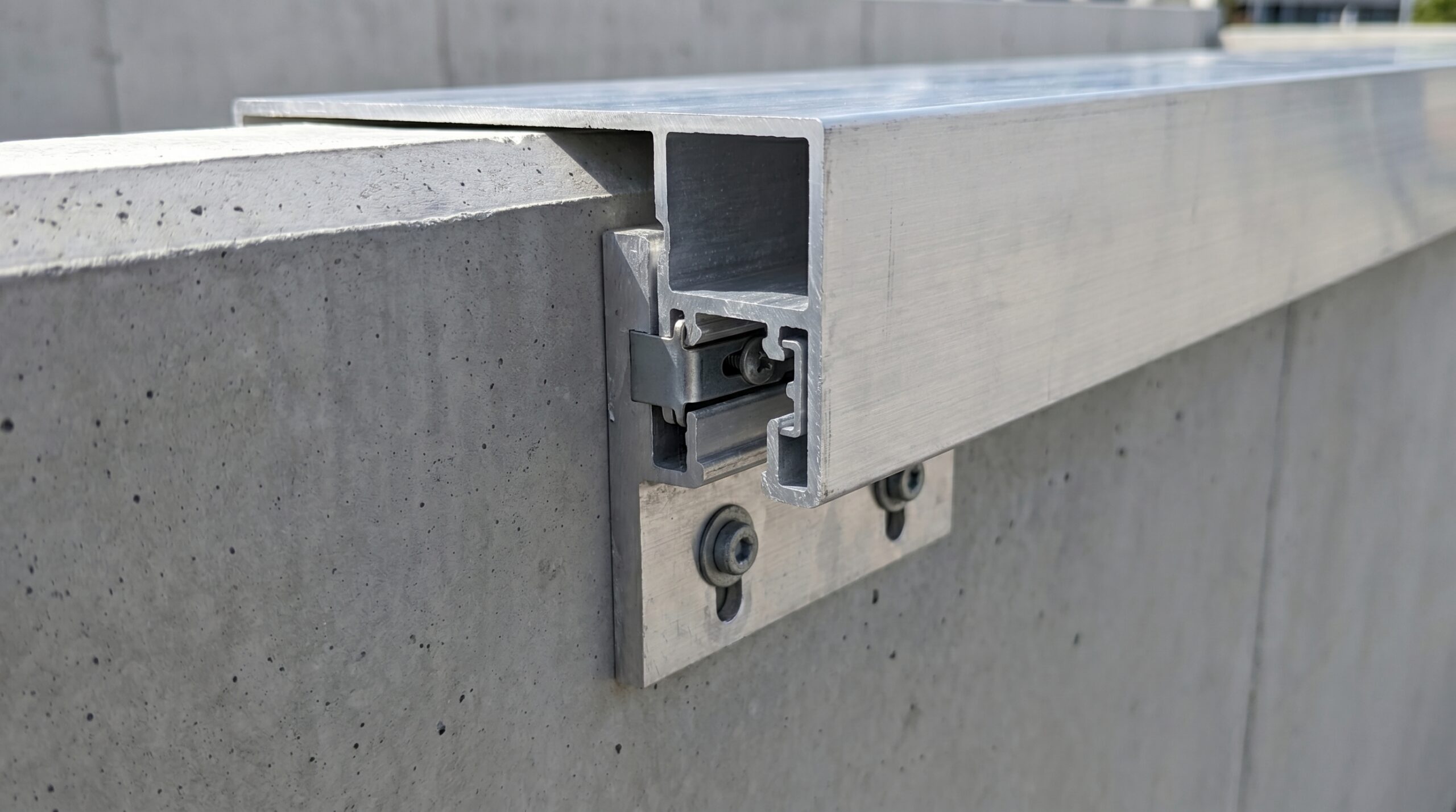 patte fixation couvertine aluminium détail technique Loire-Atlantique
