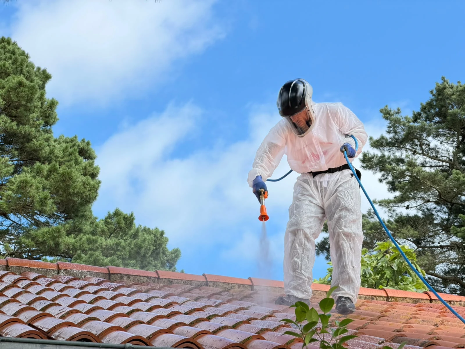 nettoyage toiture Saint-Brevin-les-Pins — TB Rénovation & Nettoyage Loire-Atlantique 44250